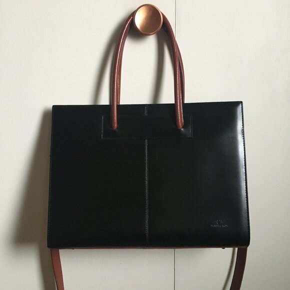 Daniela Moda Sleek Envelope Shoulder Bag - Picture 2 of 15